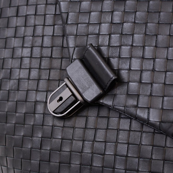 ボッテガヴェネタバッグ角部分ディテール